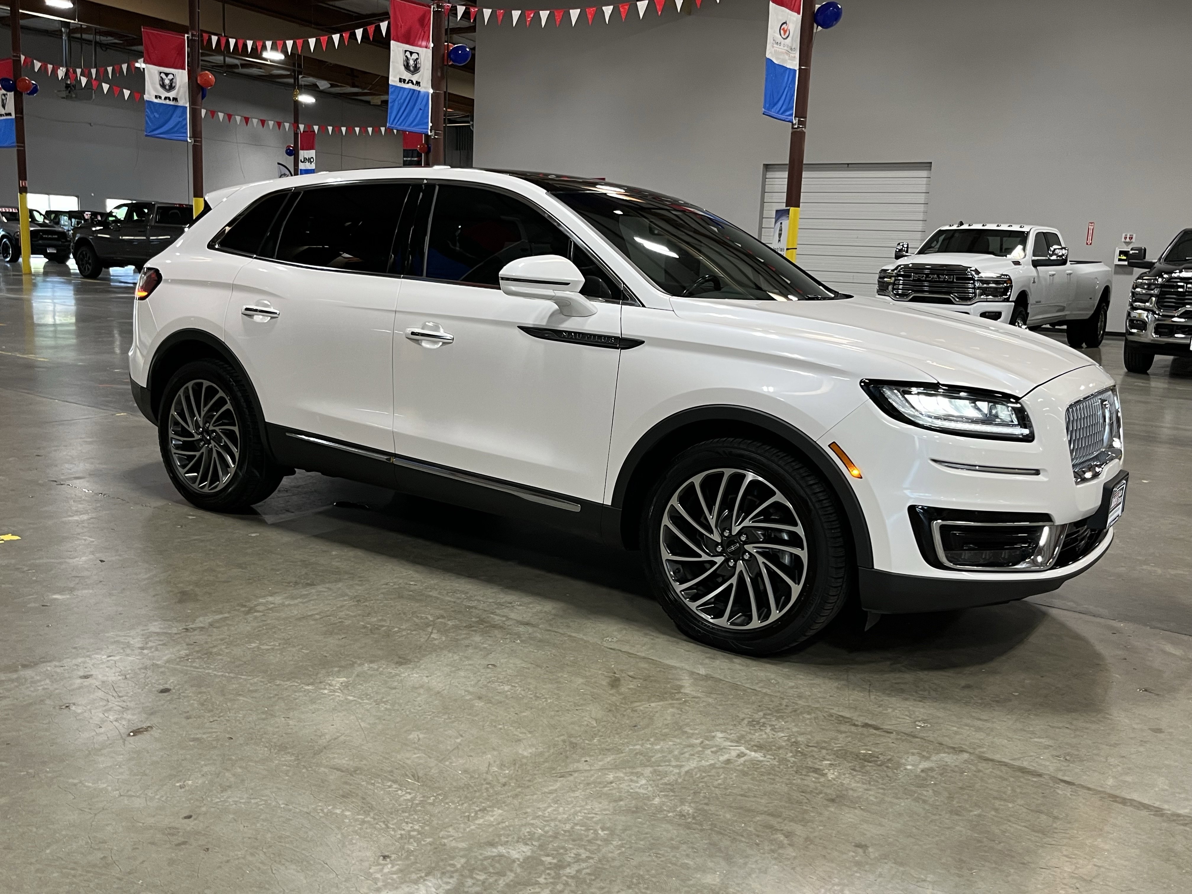 Used 2019 Lincoln Nautilus Reserve image 7