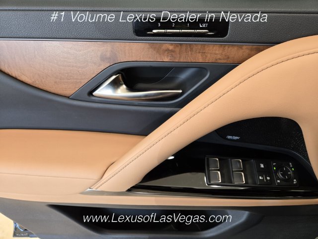 New 2026 Lexus LX 600 4WD w/ Accessory Package (2T) image 16