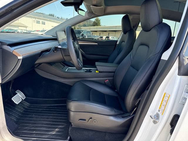 Used 2022 Tesla Model Y Performance AWD/4WD image 17