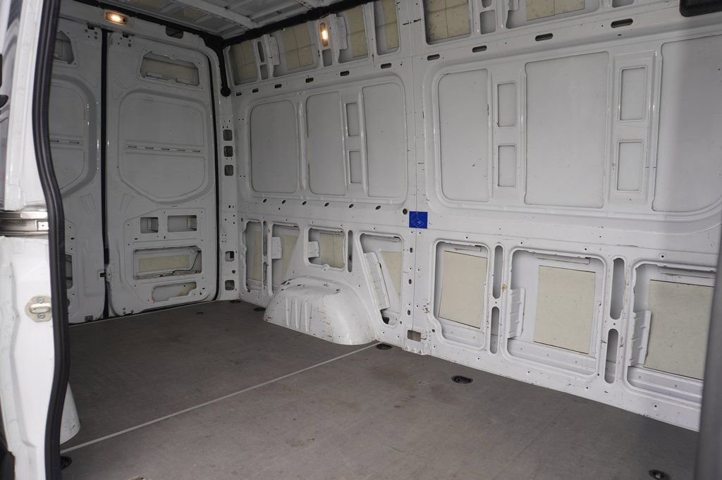 Used 2020 Mercedes-Benz Sprinter 1500 image 9