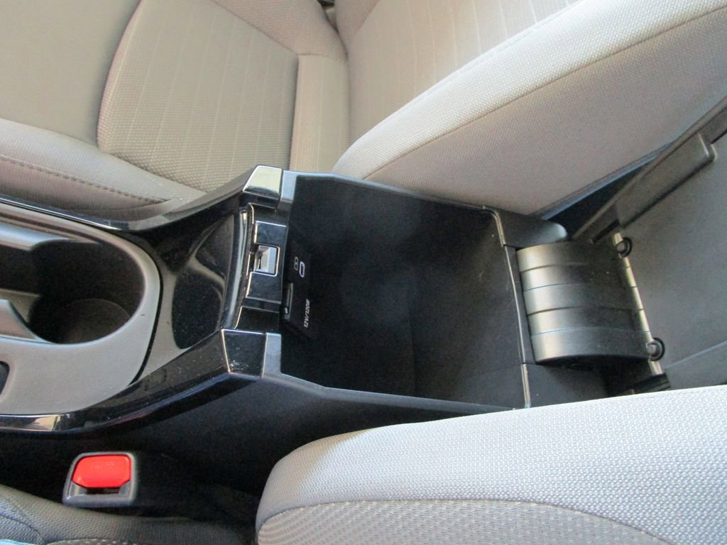 Used 2024 Toyota Corolla SE image 33