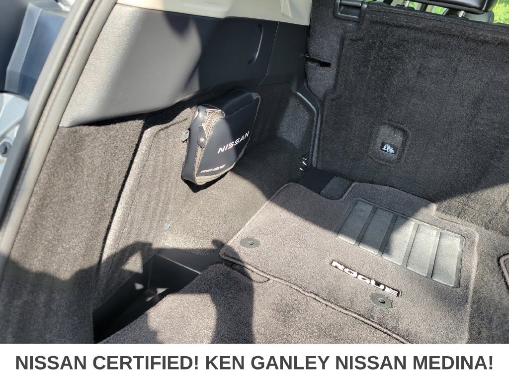 Certified 2023 Nissan Rogue SV w/ SV Premium B Package AWD/4WD image 46