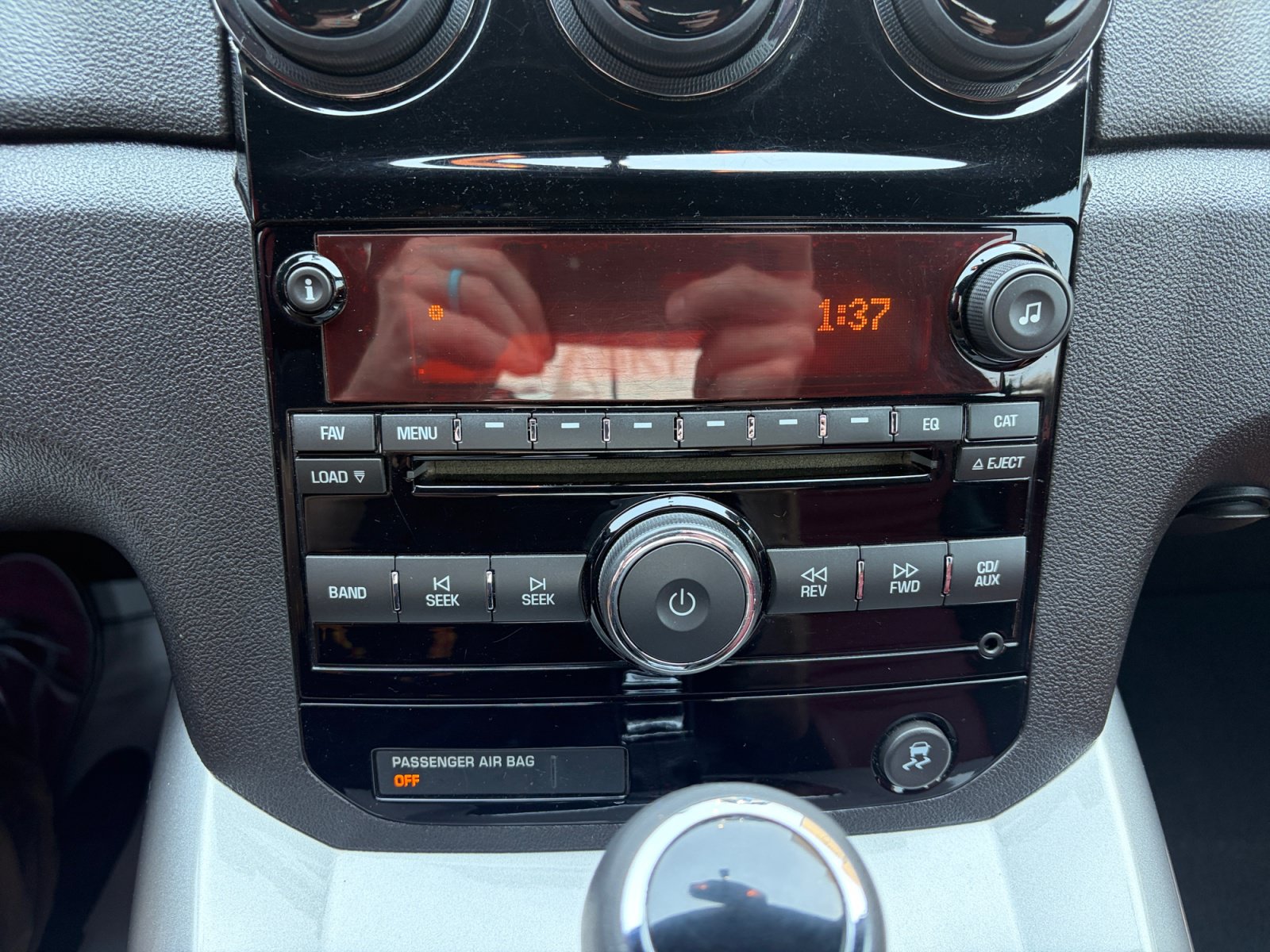 Used 2009 Saturn Sky Red Line RWD image 12