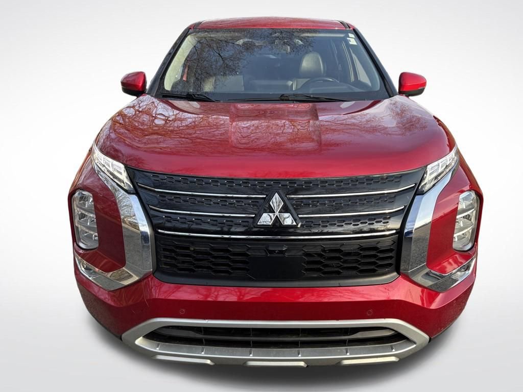 Used 2024 Mitsubishi Outlander SE image 8