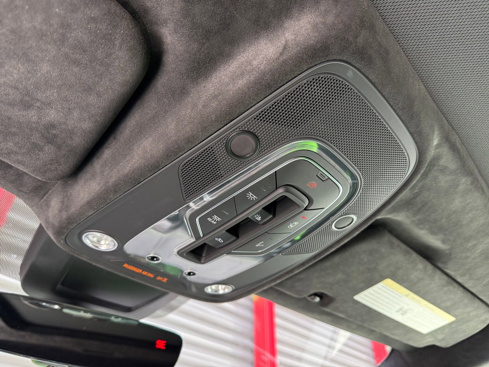 Used 2022 Lamborghini Urus image 23