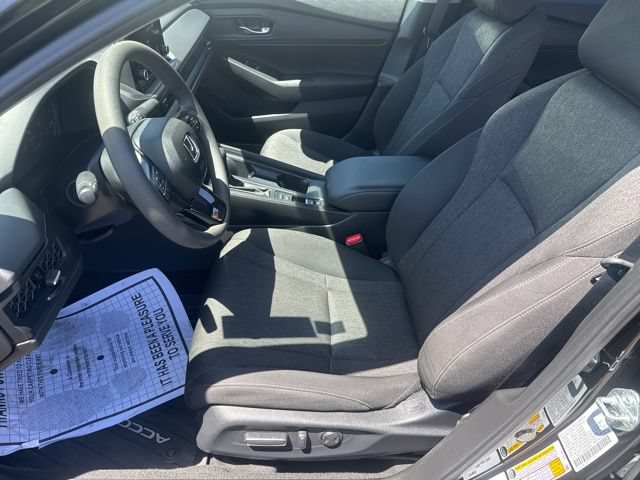 Used 2025 Honda Accord SE image 18