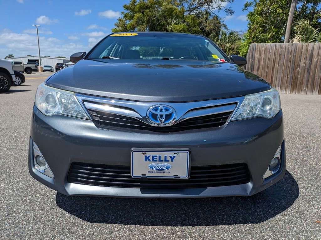 Used 2013 Toyota Camry XLE w/ Leather Pkg image 3