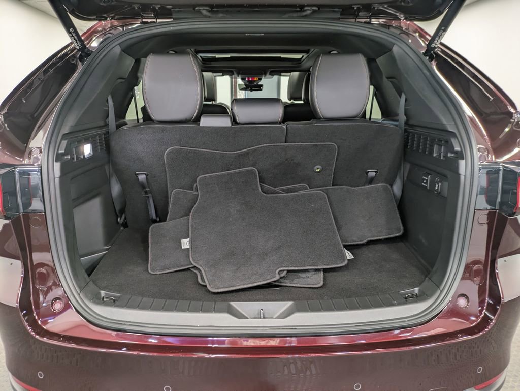 Used 2025 MAZDA CX-90 3.3 Turbo w/ Premium Plus Pkg image 25