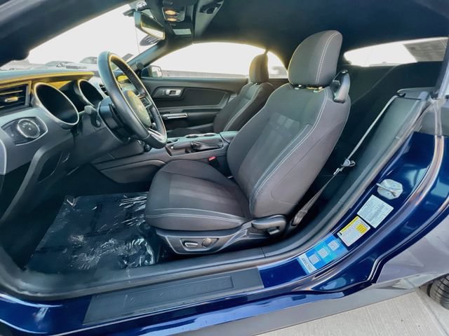Used 2019 Ford Mustang Convertible w/ Equipment Group 101A RWD image 10