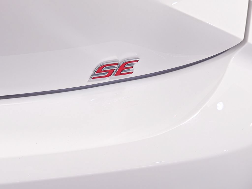 Used 2026 Toyota Corolla SE FWD image 15