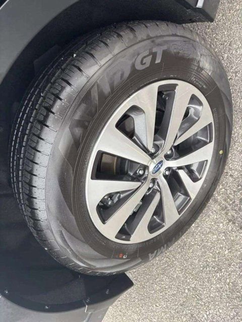 Certified 2025 Subaru Outback Premium image 26