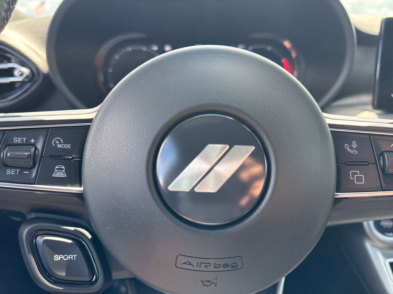 Used 2024 Dodge Hornet GT image 27