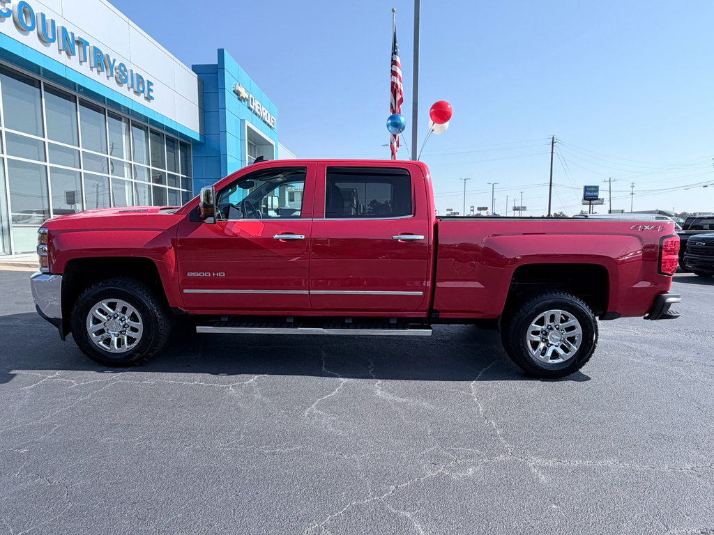 Used 2018 Chevrolet Silverado 2500 LTZ AWD/4WD image 5