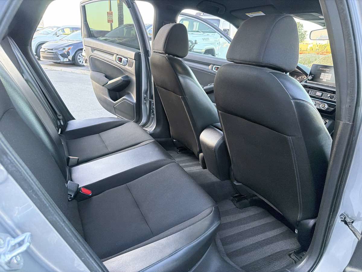 Used 2022 Honda Civic Sport image 17