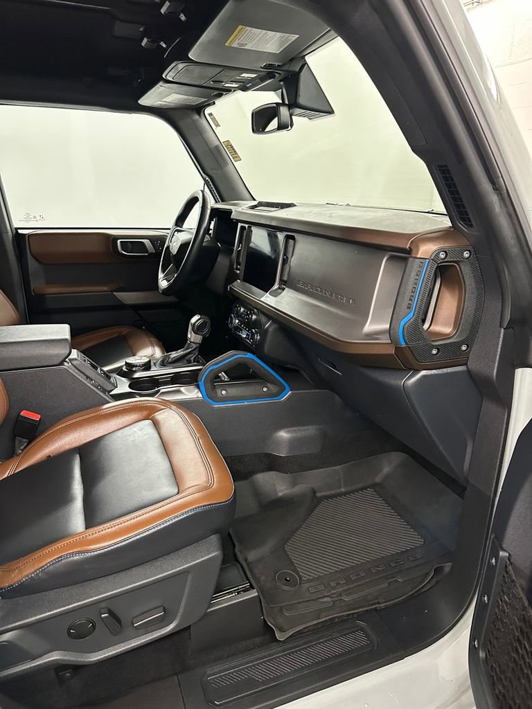 Used 2023 Ford Bronco Outer Banks image 35