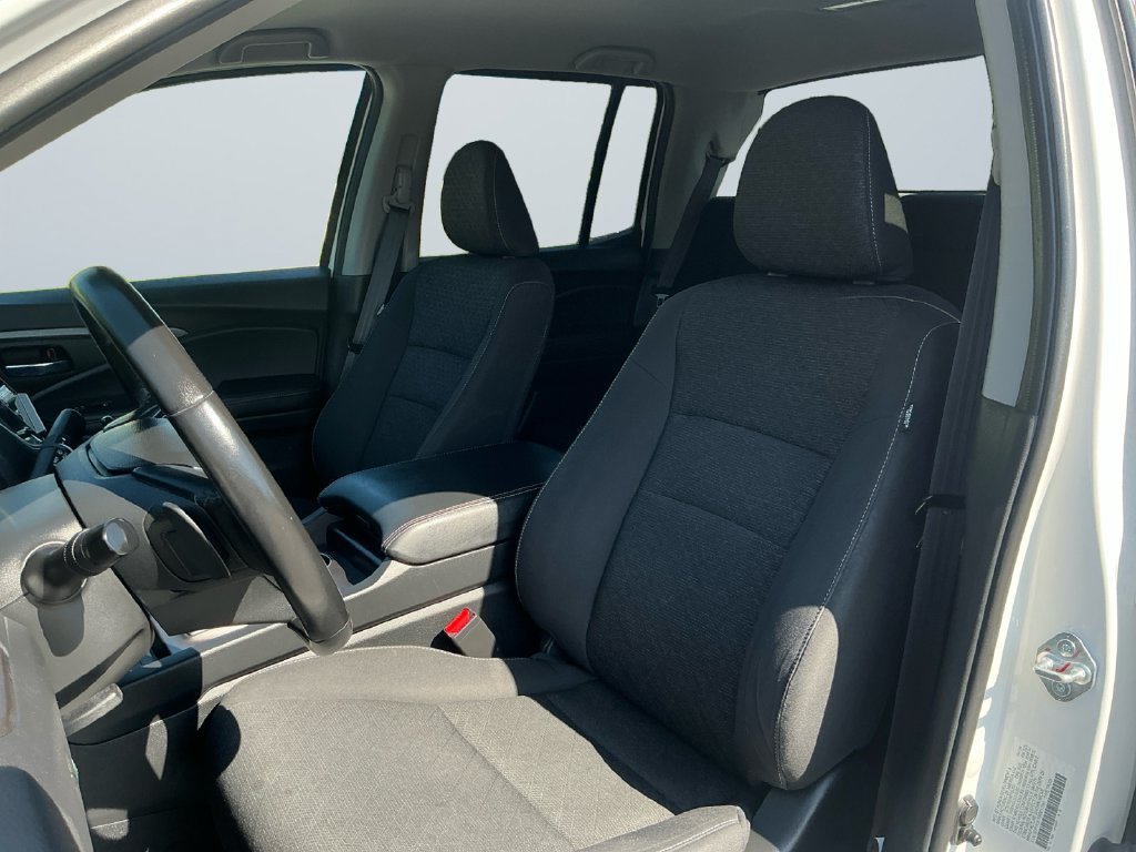 Used 2024 Honda Ridgeline Sport image 10
