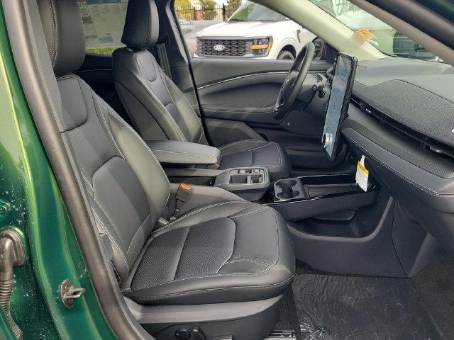 New 2026 Ford Mustang Mach-E Premium w/ Technology Package RWD image 18