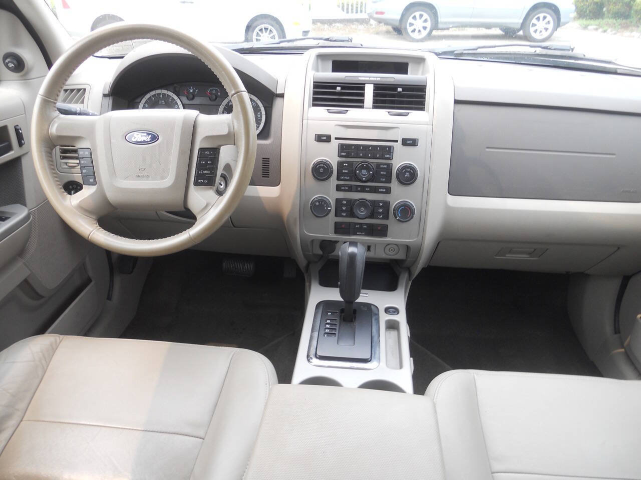 Used 2011 Ford Escape XLT w/ 203A Rapid Spec Order Code FWD image 21