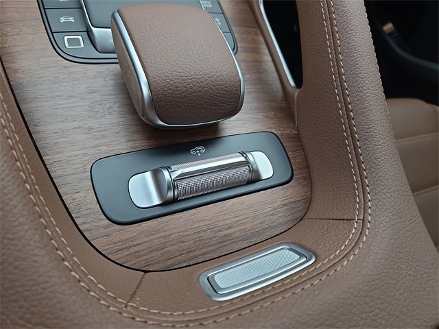 New 2026 Mercedes-Benz GLS 580 4MATIC image 17