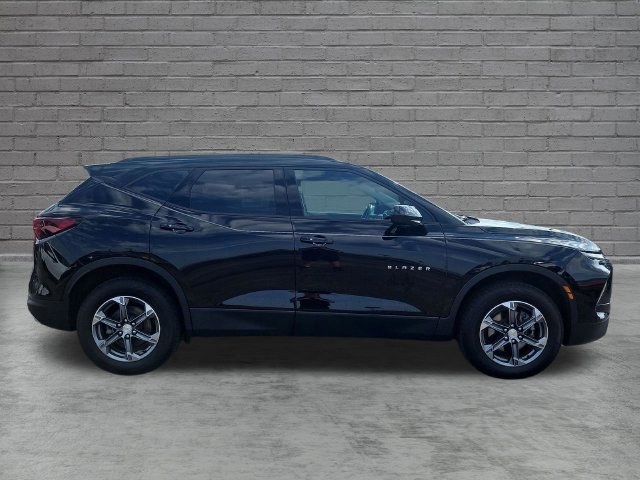 Used 2024 Chevrolet Blazer LT w/ Convenience Package FWD image 7