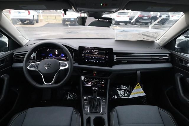 New 2026 Volkswagen Jetta SE image 7