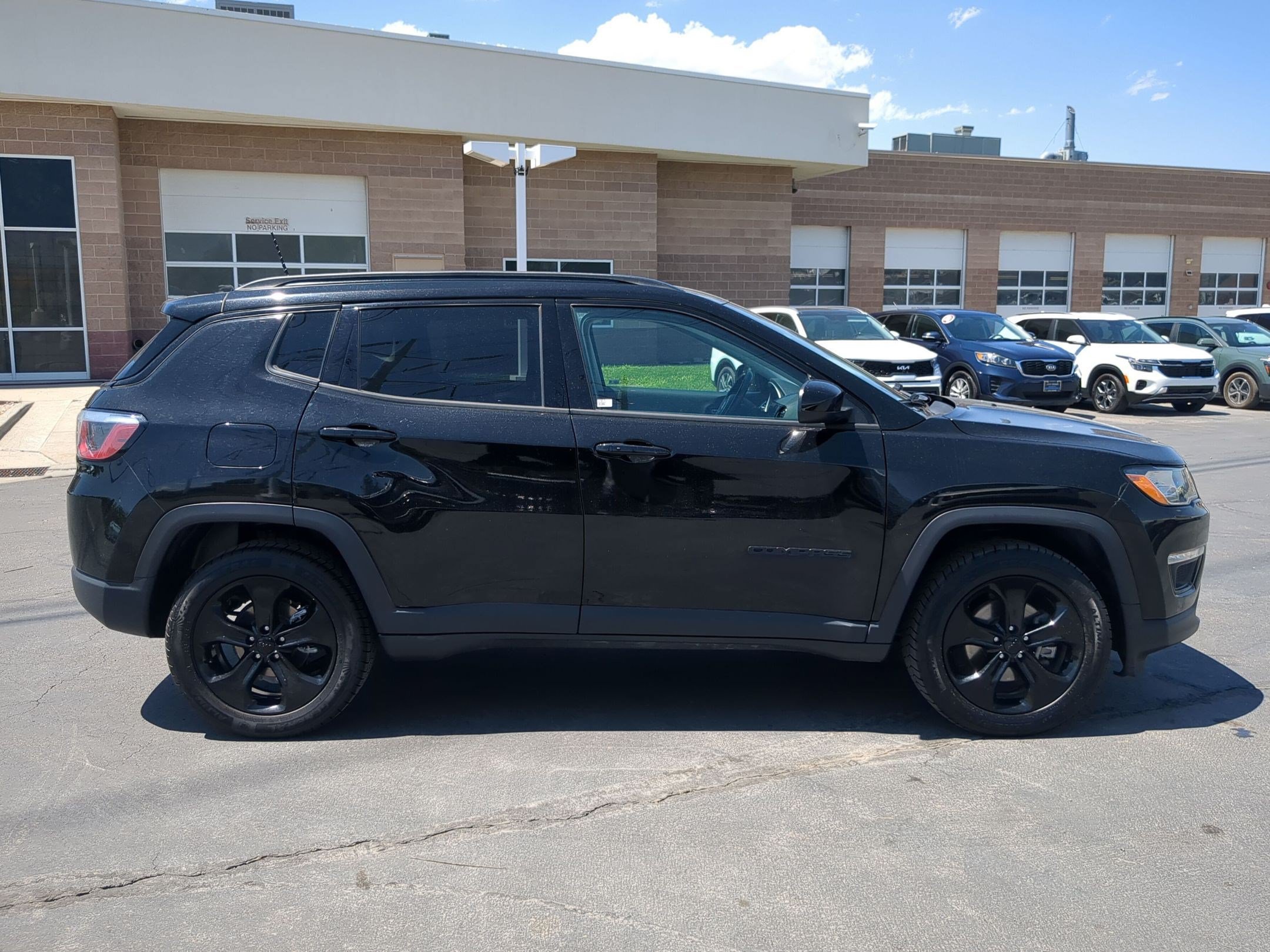 Used 2020 Jeep Compass Latitude AWD/4WD image 7