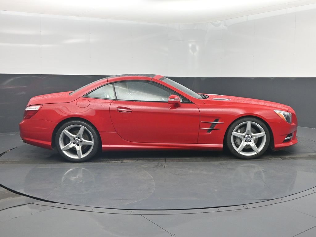 Used 2013 Mercedes-Benz SL 550 image 21