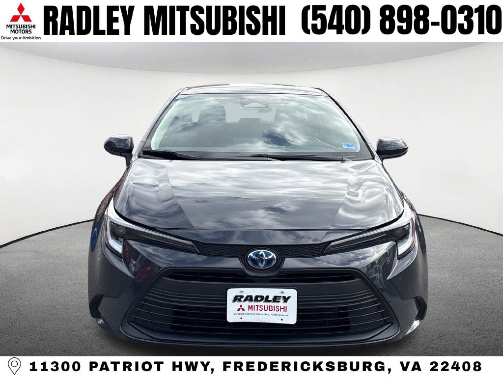 Used 2025 Toyota Corolla LE FWD image 22