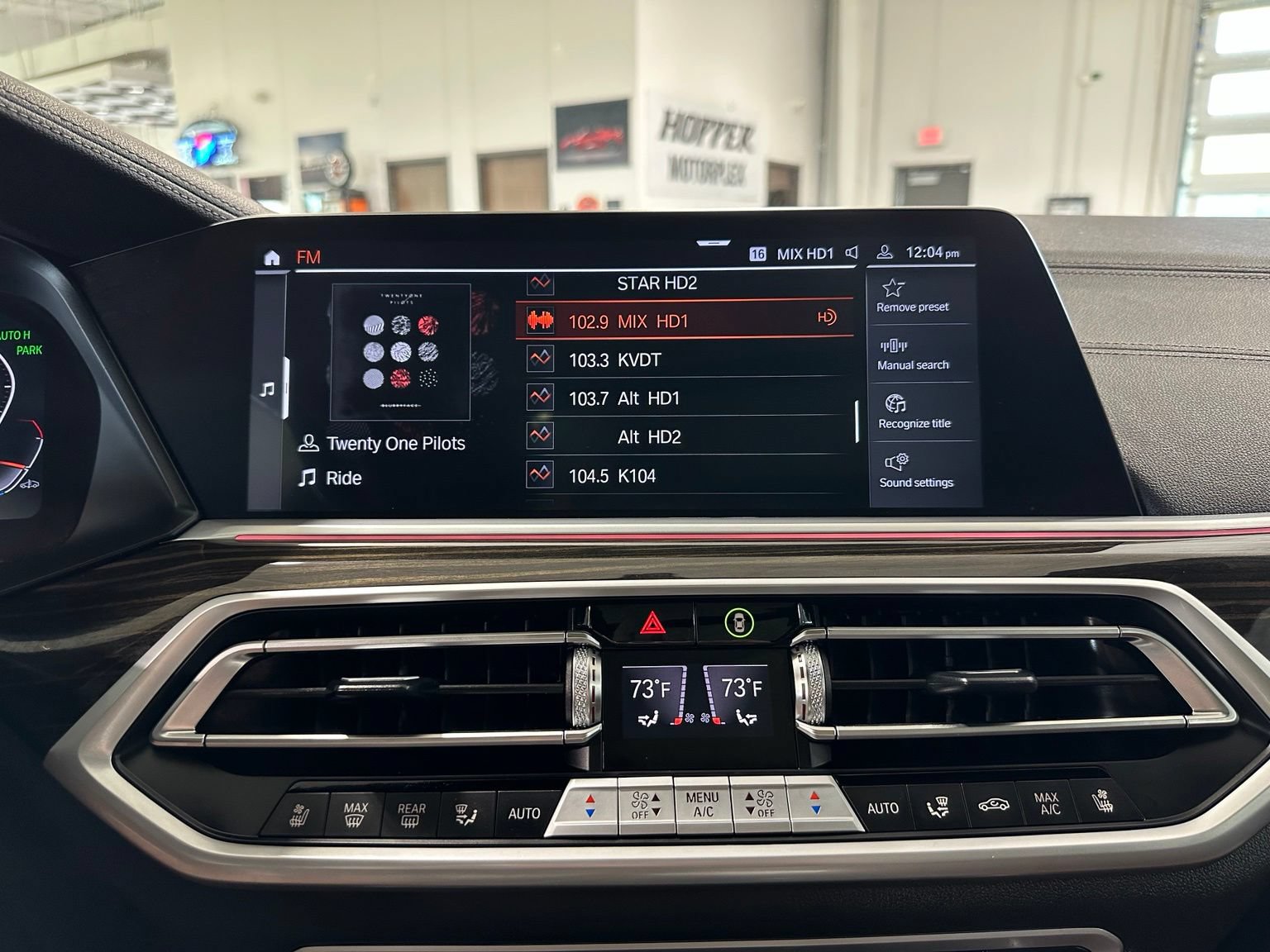 Used 2023 BMW X6 M50i AWD/4WD image 29