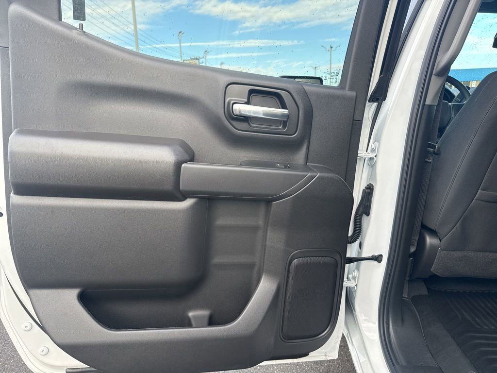 Used 2026 Chevrolet Silverado 1500 Custom image 26