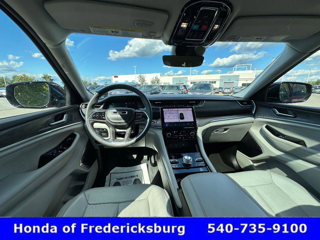 Used 2022 Jeep Grand Cherokee Overland image 47