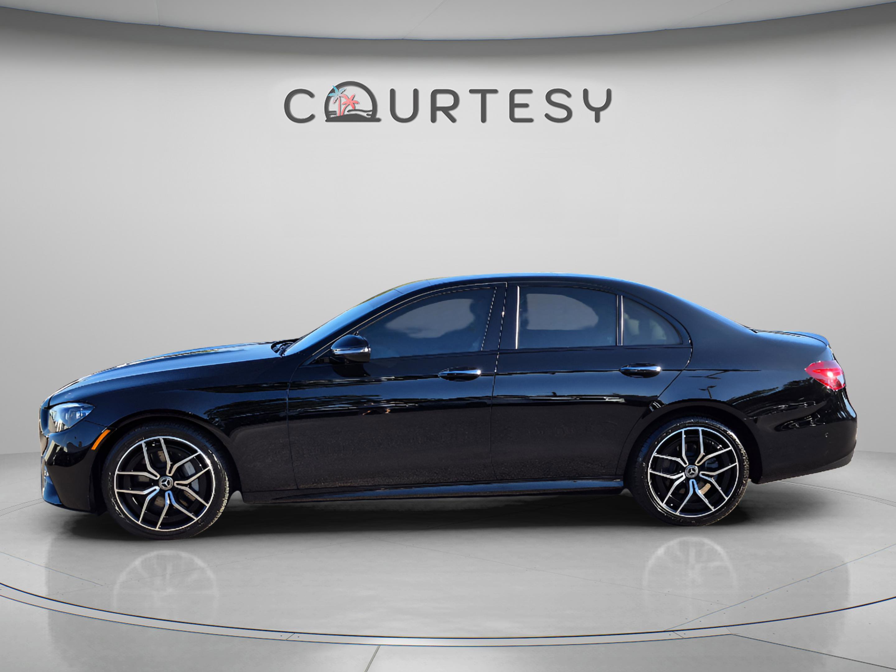 Used 2022 Mercedes-Benz E 350 Sedan image 2