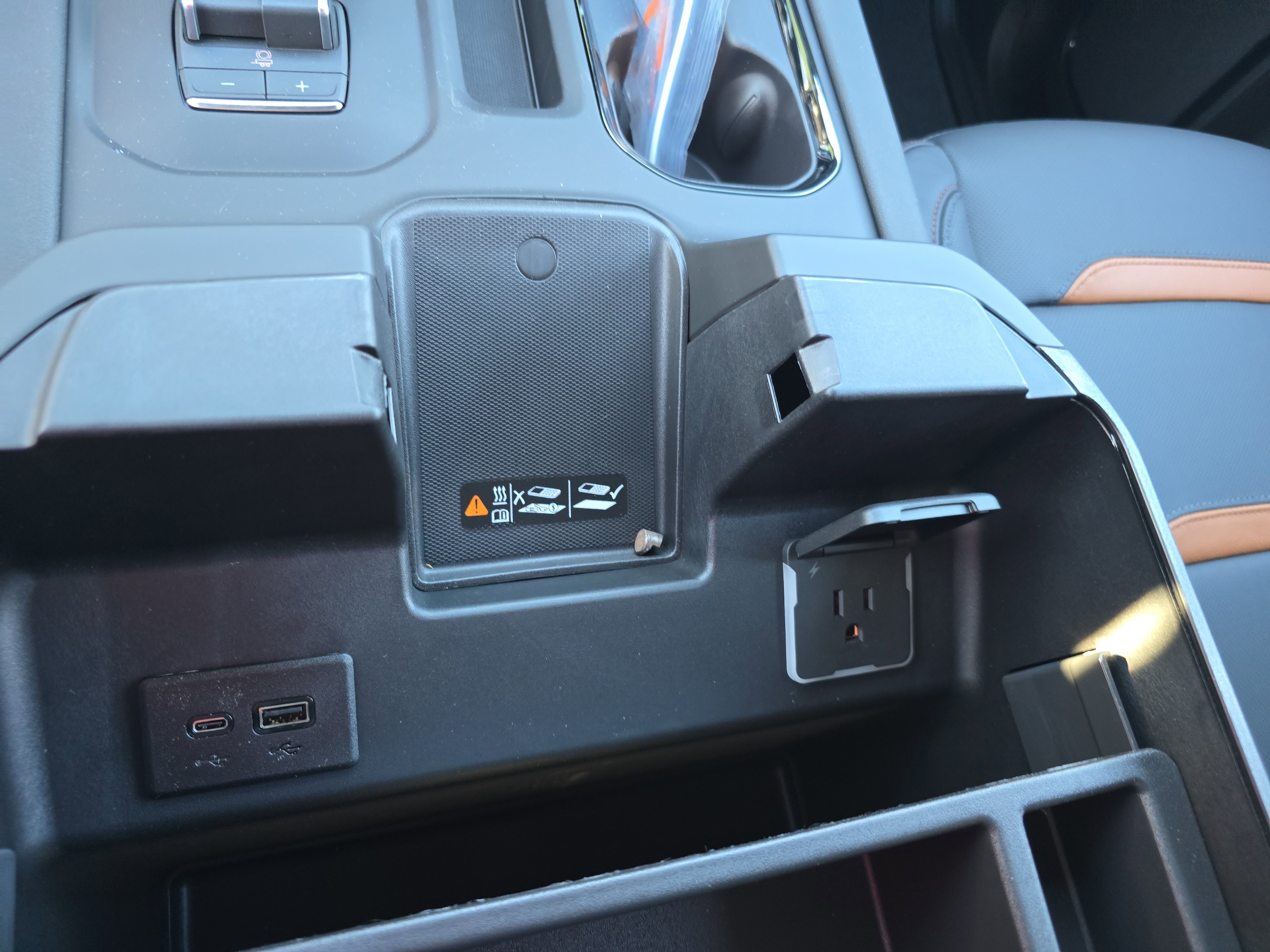 New 2026 GMC Sierra 1500 AT4 w/ Technology Package image 36
