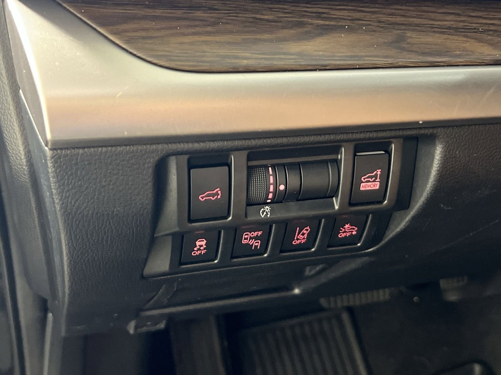 Used 2018 Subaru Outback 2.5i Touring image 31