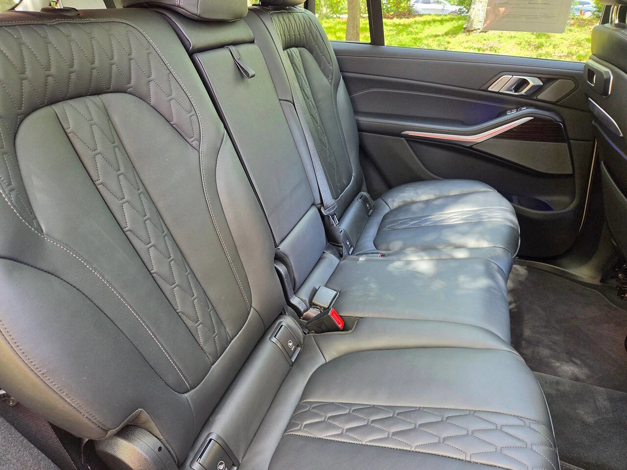 Used 2026 BMW X7 xDrive40i AWD/4WD image 11