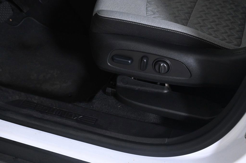 Used 2024 Chevrolet Equinox LS w/ LS Convenience Package FWD image 20