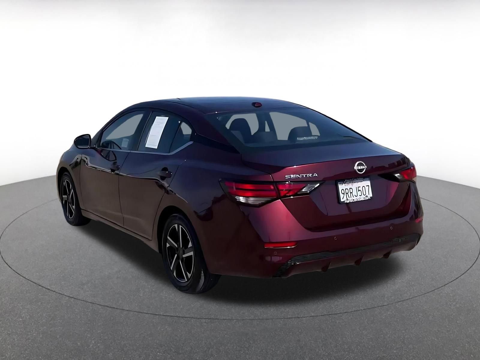 Used 2025 Nissan Sentra SV image 11