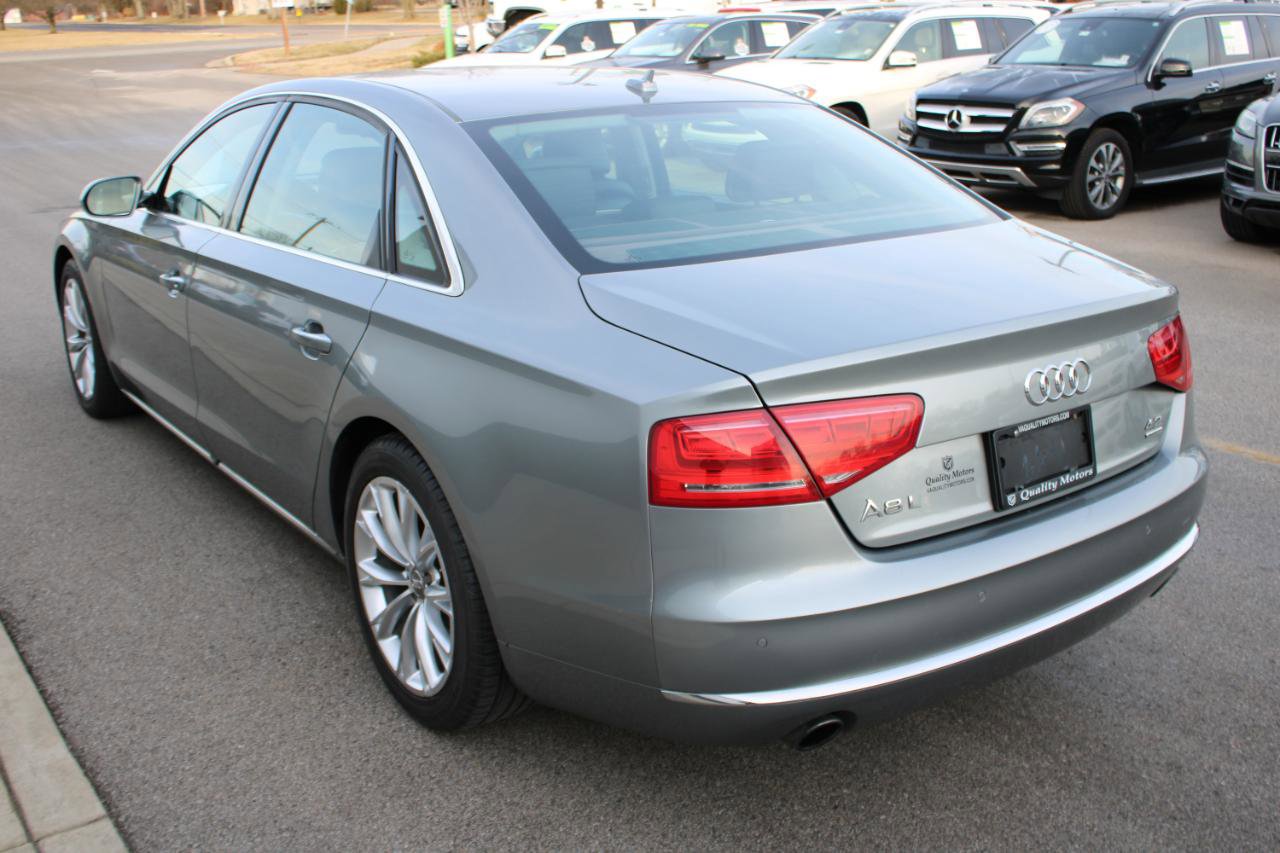 Used 2011 Audi A8 L 4.2 image 4
