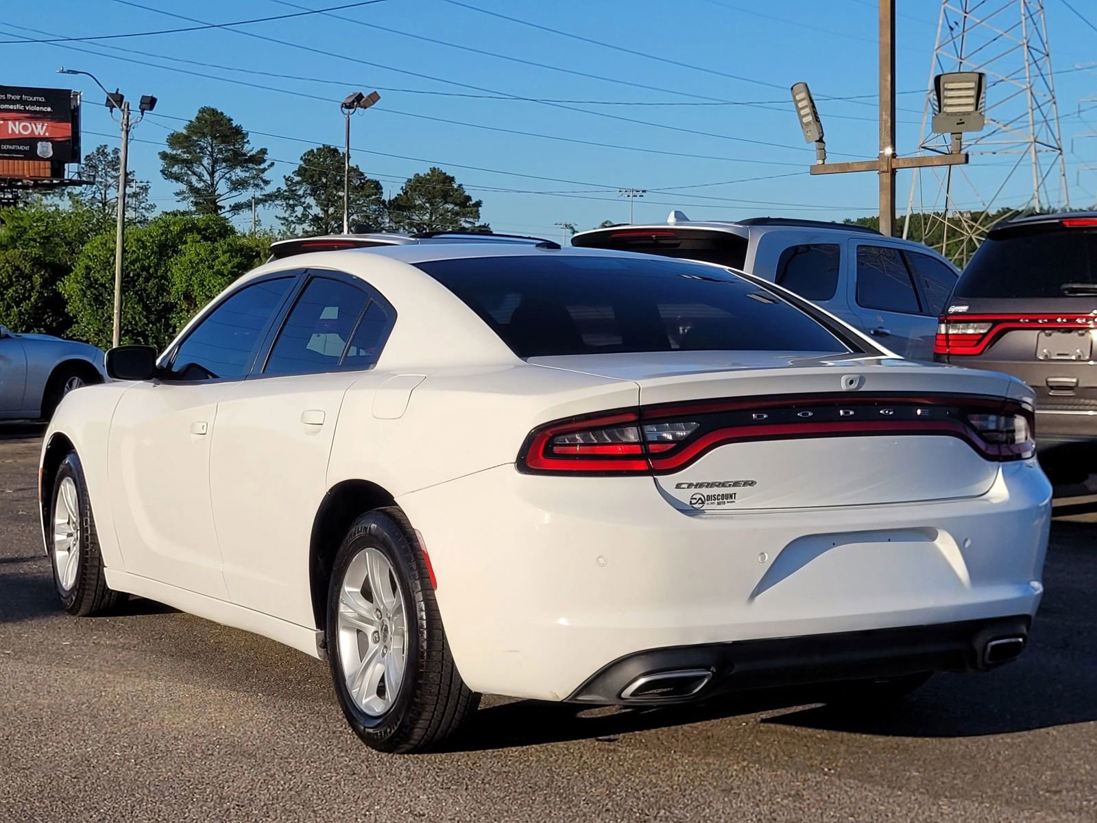 Used 2022 Dodge Charger SXT RWD image 11