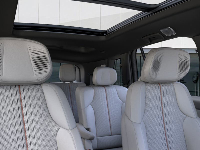 New 2026 Cadillac Vistiq Luxury image 24