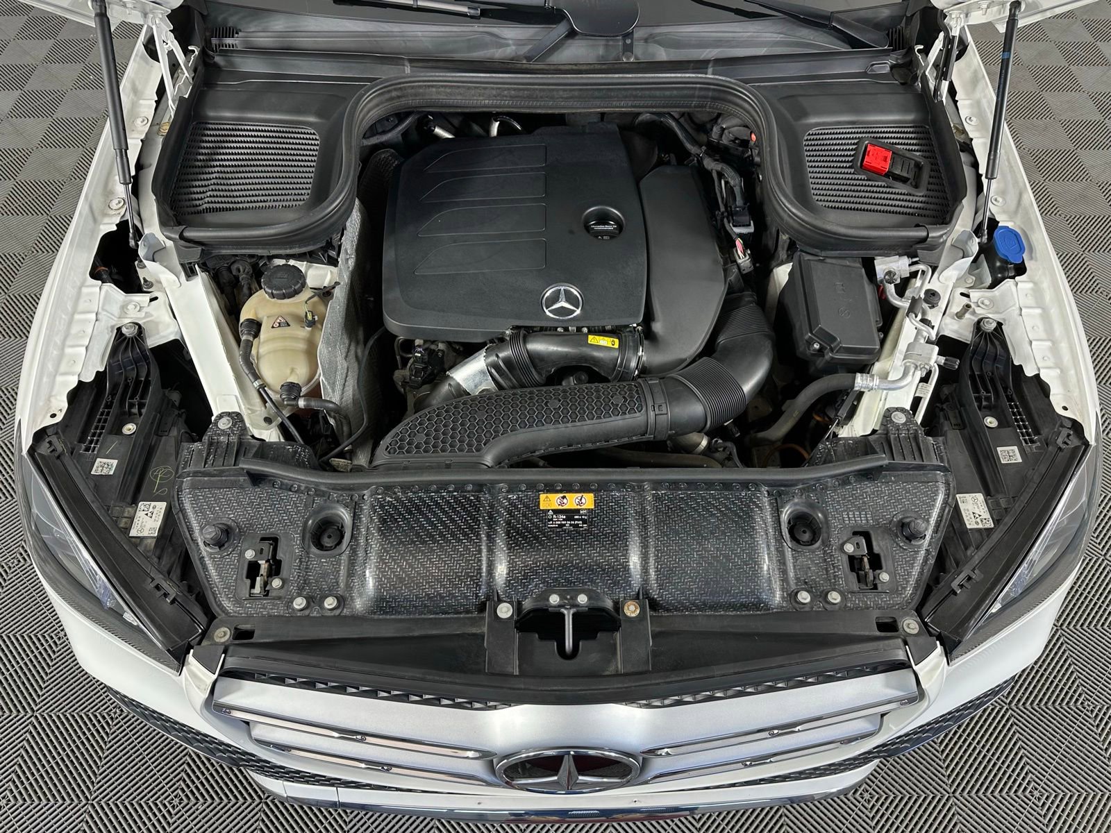 Used 2020 Mercedes-Benz GLE 350 4MATIC w/ Premium Package image 33
