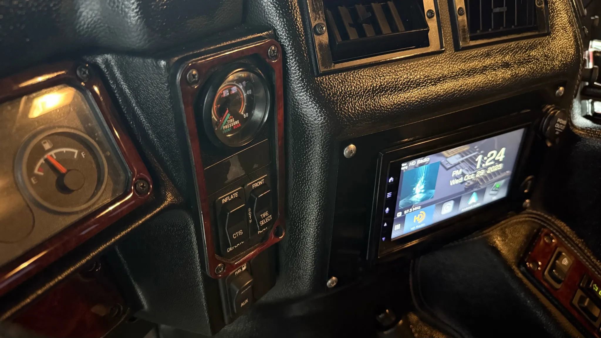 Used 2002 HUMMER H1 4-Door Wagon image 35