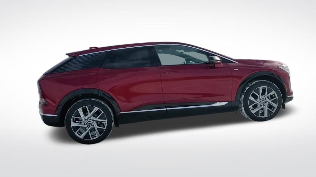 New 2026 Cadillac Optiq Luxury 1 image 7