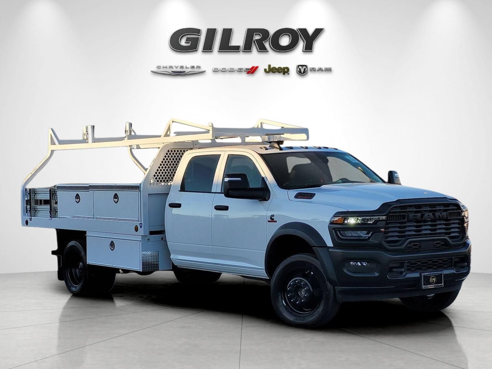 New 2025 RAM 5500 Tradesman AWD/4WD image 2