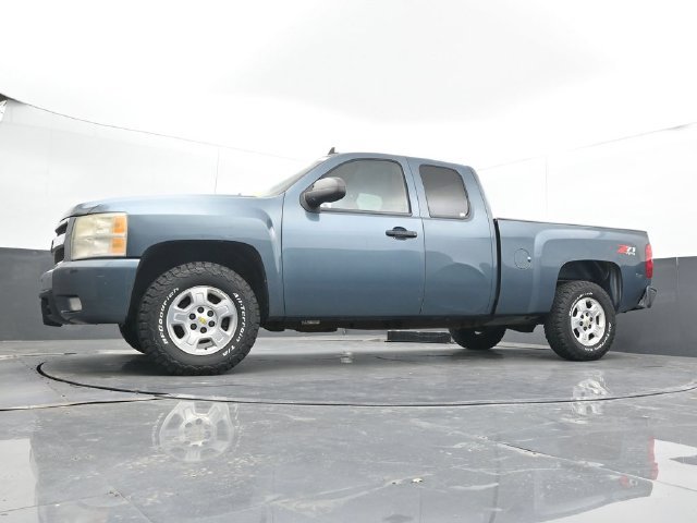 Used 2009 Chevrolet Silverado 1500 LT w/ Power Pack Plus AWD/4WD image 43