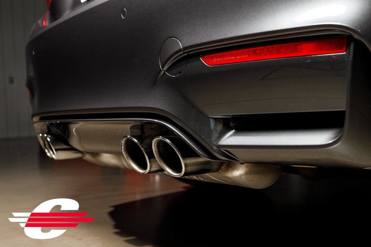 Used 2015 BMW M4 Coupe image 13