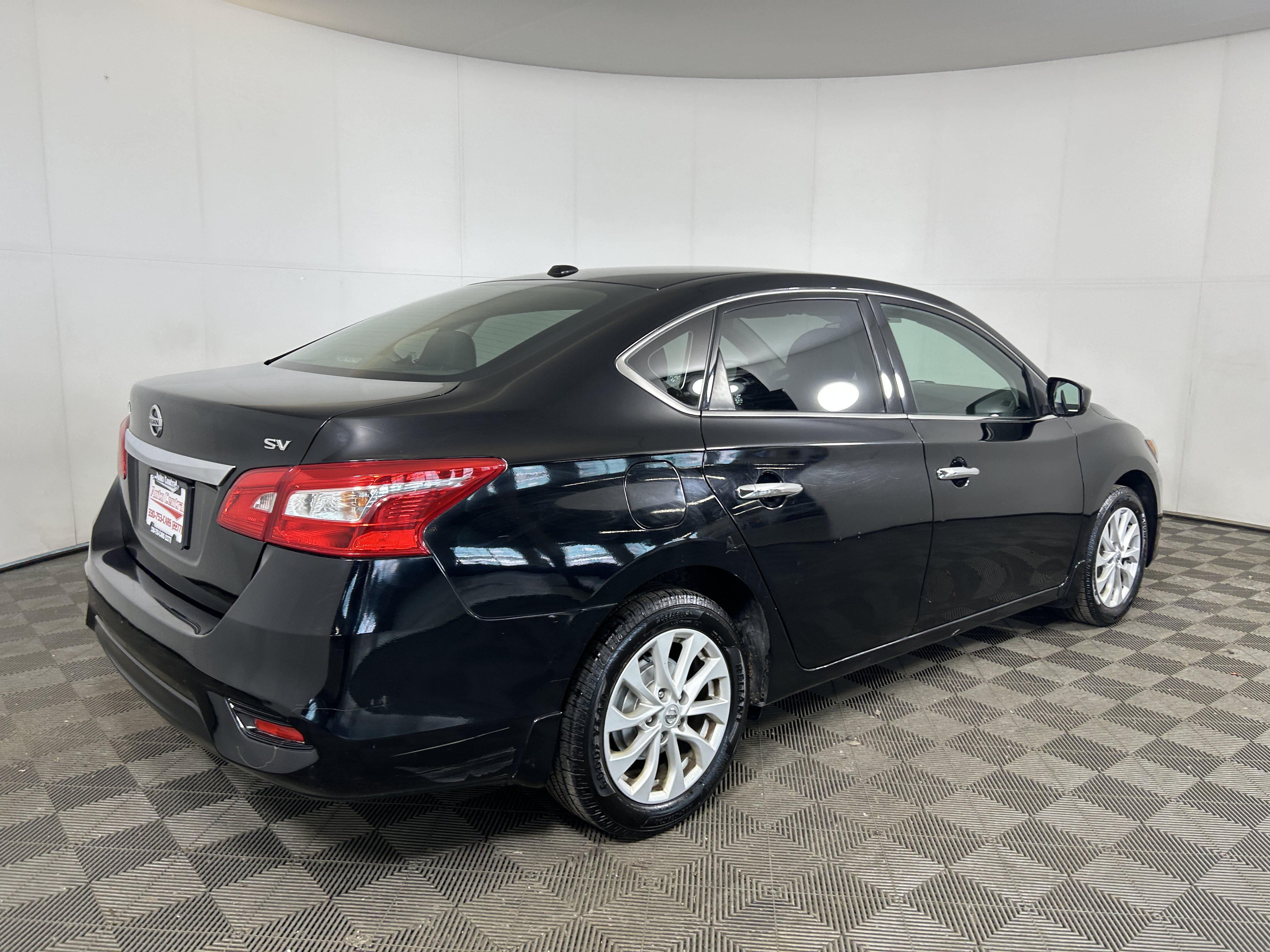 Used 2018 Nissan Sentra SV FWD image 5