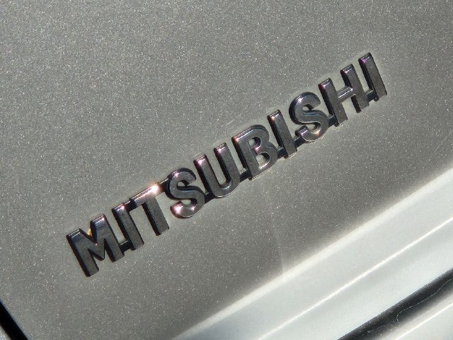 Used 2019 Mitsubishi Outlander ES FWD image 11