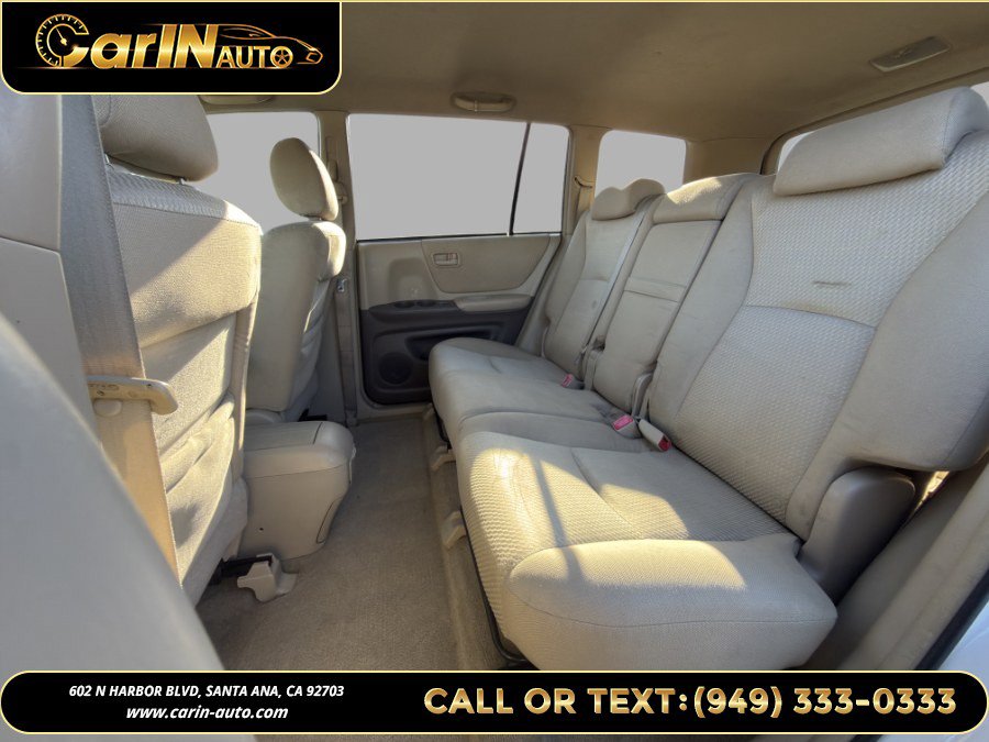Used 2005 Toyota Highlander 2WD V6 w/ Appearance Pkg image 13