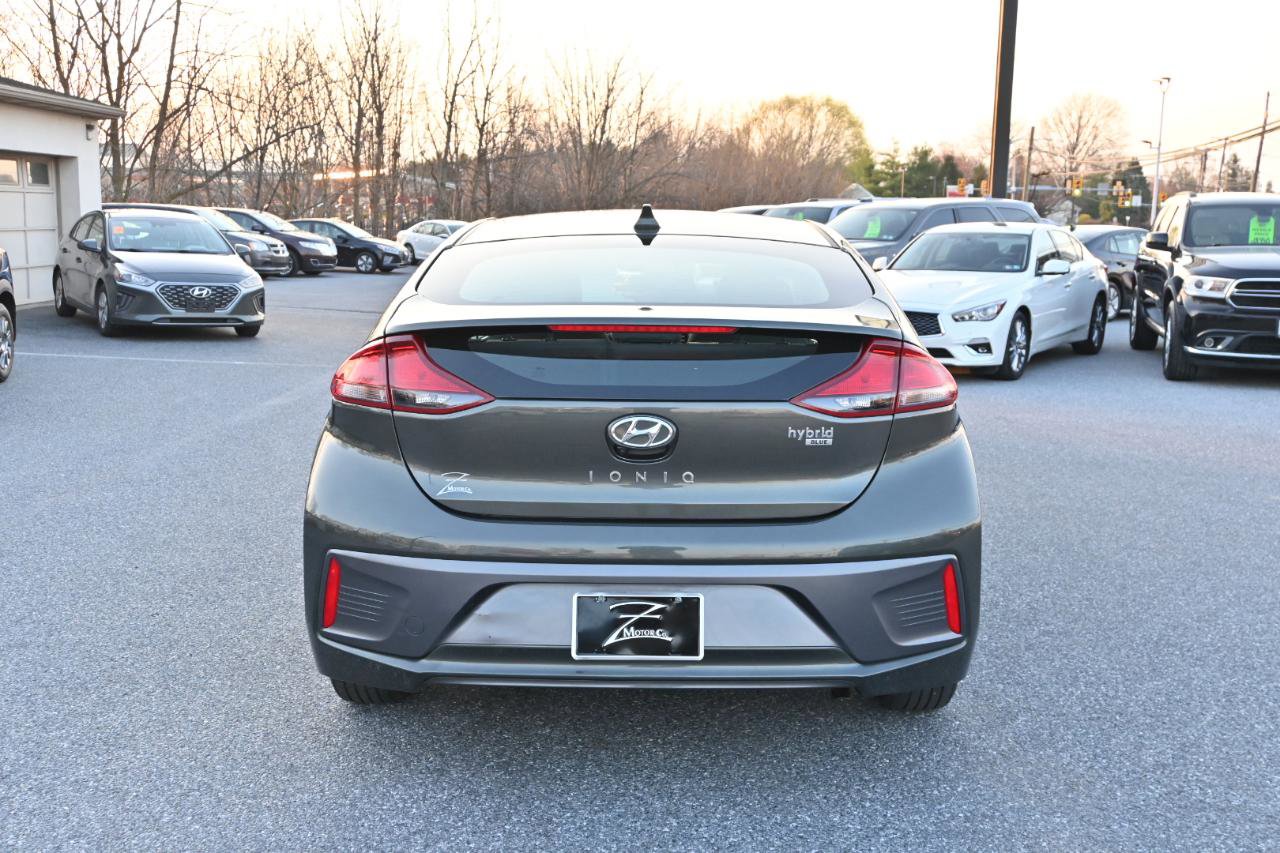 Used 2020 Hyundai Ioniq Blue FWD image 10